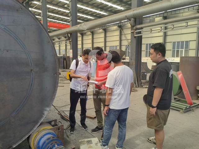 非洲客户到访巩义午夜性色福利在线机械考察新型午夜成人在线观看